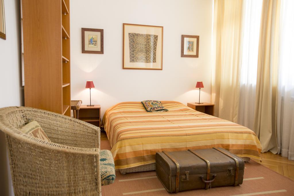 Sun Hostel Βελιγράδι Δωμάτιο φωτογραφία