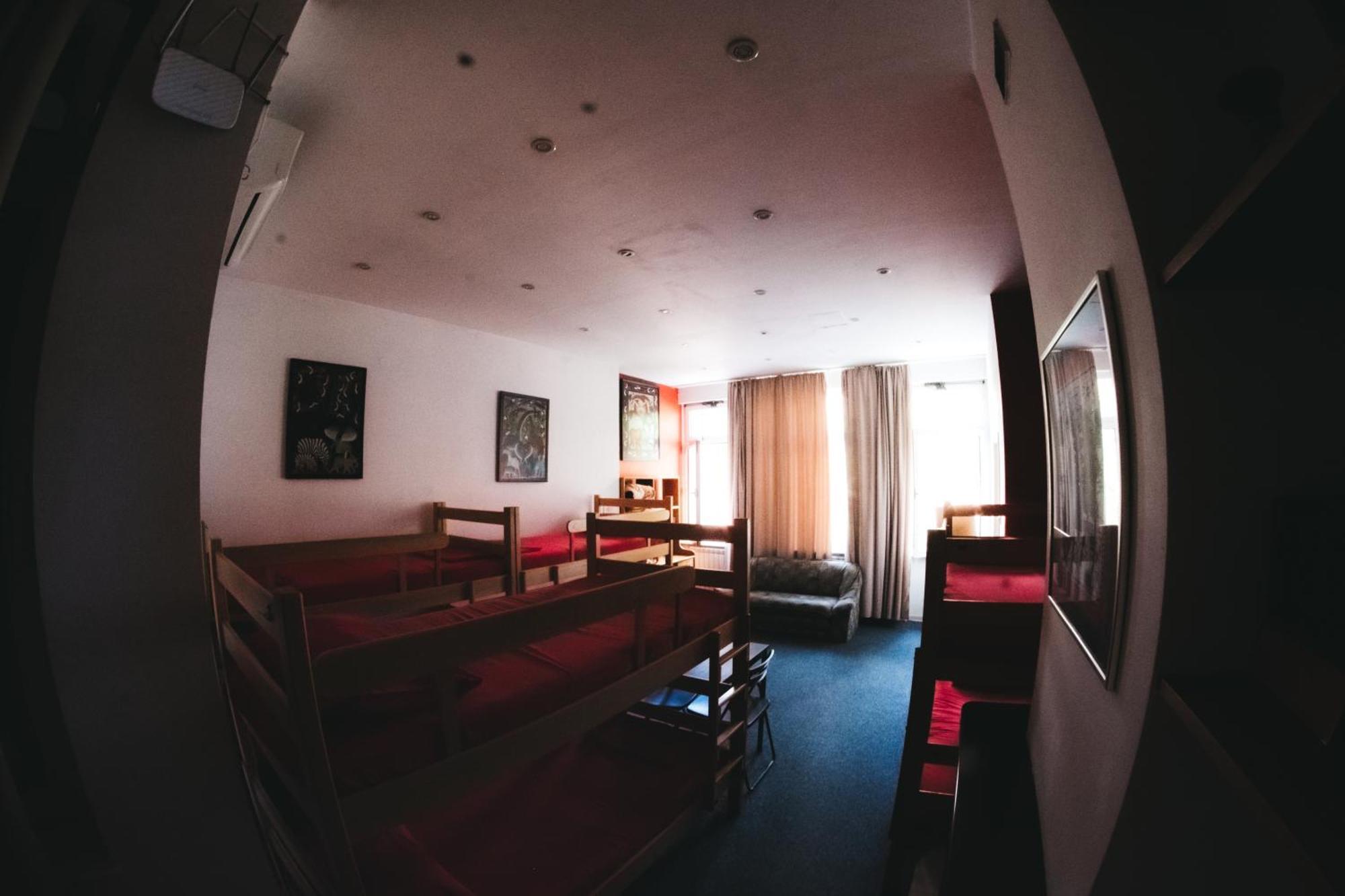 Sun Hostel Βελιγράδι Εξωτερικό φωτογραφία